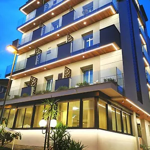 Hotel Cavalli ***